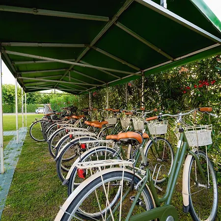 Glamping Garda Kamp alanı Peschiera del Garda