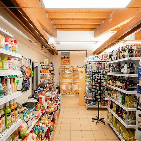 Glamping Garda 营地 *